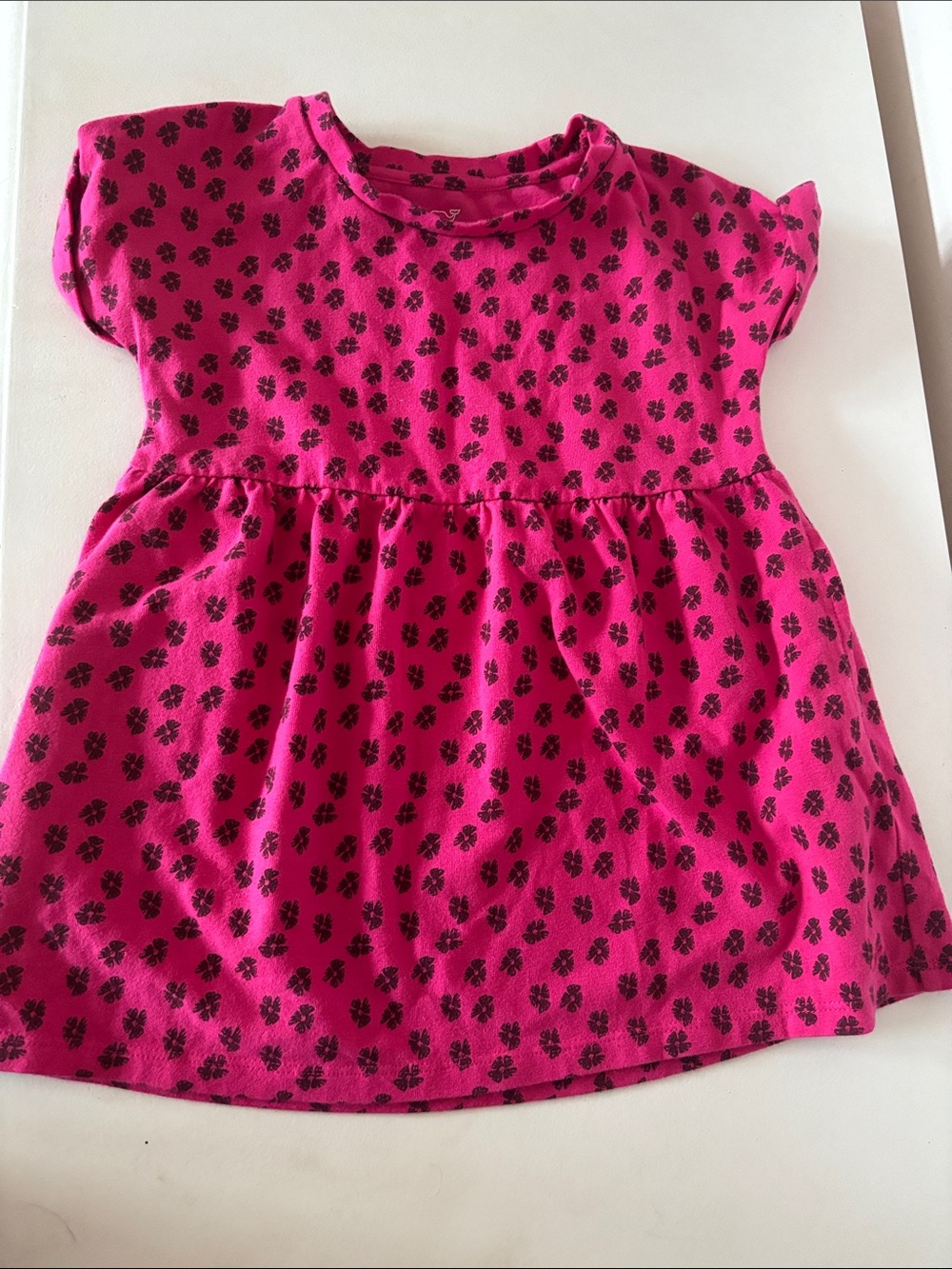 Vineyard Vines Hot Pink Dress with Black Clover Print